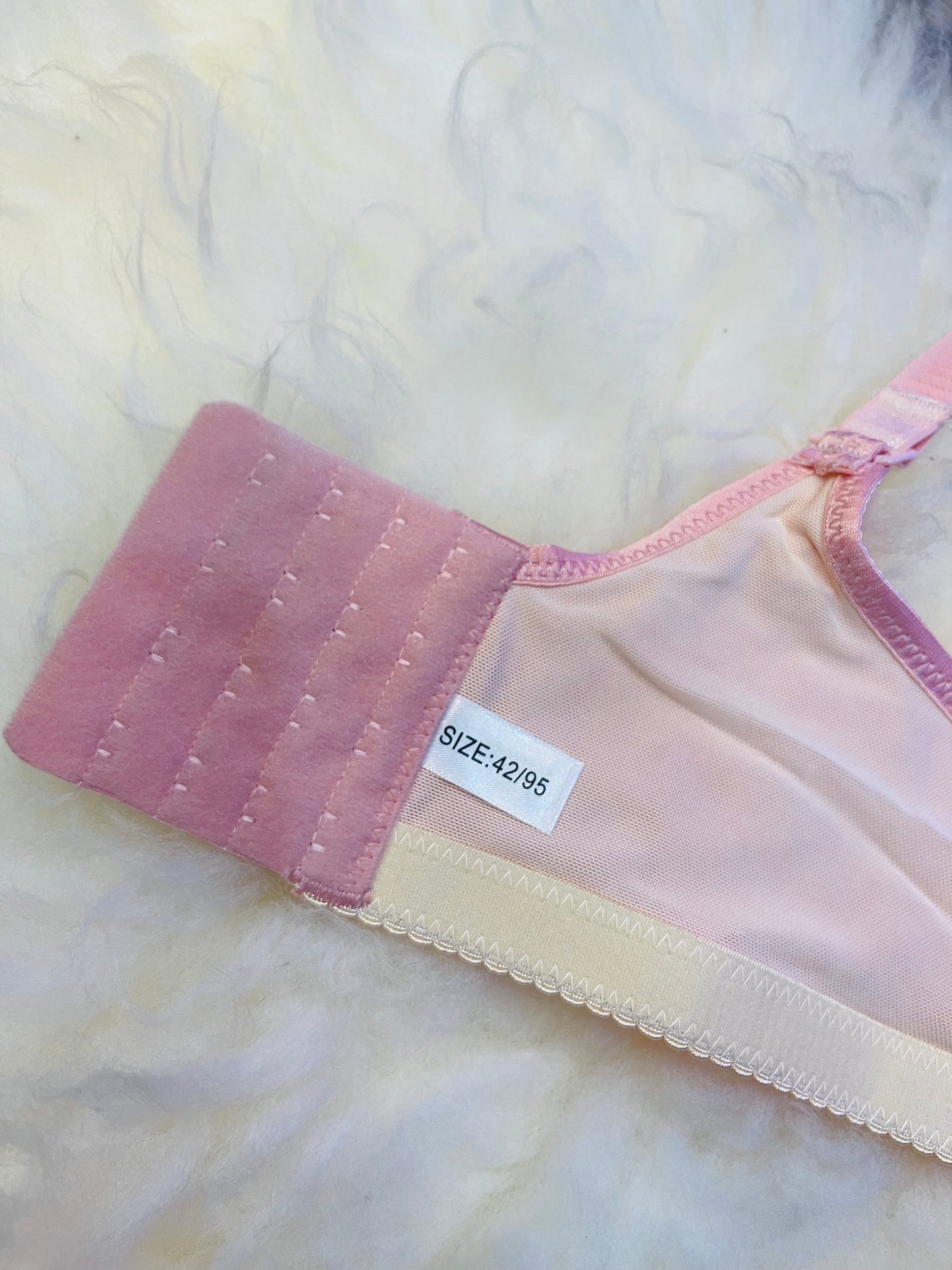 Truekind® Imported Seamless Floral Front Button Padded Pattern Bra🎁